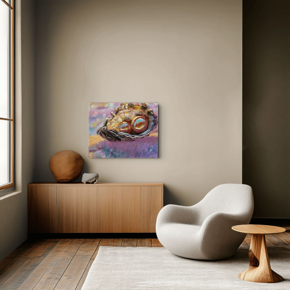 Luz de Nácar reimpresión en lienzo 76×60 cm en una sala, a escala real